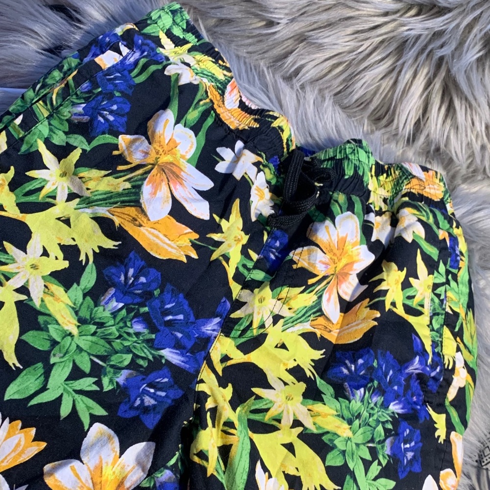 men’s tropical shorts